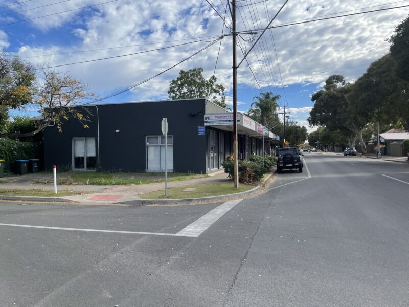 Winston Avenue and Narinna Avenue